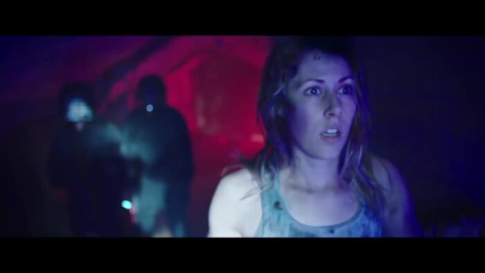 Обзор фантастического фильма «Иные»/Freaks (2018)